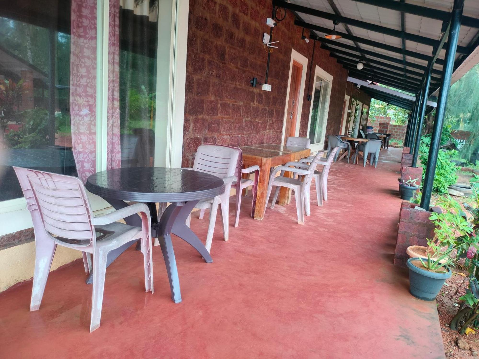 גוקרנה Riverstone Riverfront Farmhouse מראה חיצוני תמונה